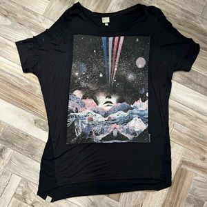 SZ M Bench Shirt